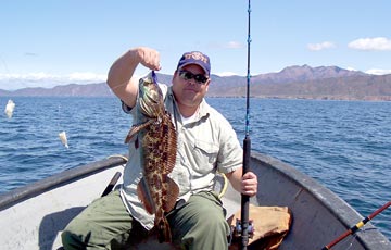 Puerto Santo Tomas Fishing Photo 1