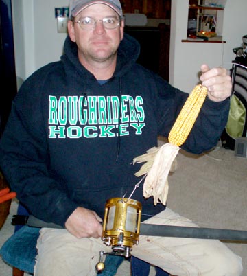 Iowa corncob trolling lure photo 1